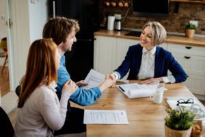 Owner financing contract in real estate for FSBO buyer